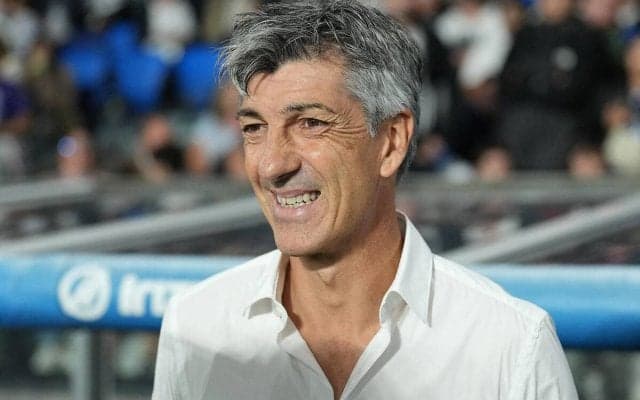「かつて批判的だった人間が出てきた」ラ・リーガで16位に沈む大不振…それでもソシエダ指揮官は逆襲に自信あり「意欲を燃やしている」