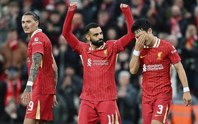 今季初先発の遠藤航は失点関与も上々のパフォーマンス！　リバプールが不調ハマーズに5発完勝で4回戦へ【EFLカップ】