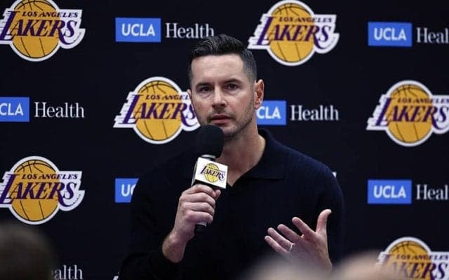 トレーニングキャンプを前に、レイカーズ指揮官が今季のスターターを明言