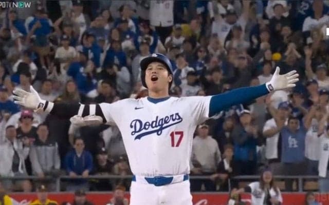 大谷翔平、2打席連続勝ち越しタイムリー＆56盗塁でイチローに並ぶ　ドジャースも競り勝ち地区優勝マジック「2」