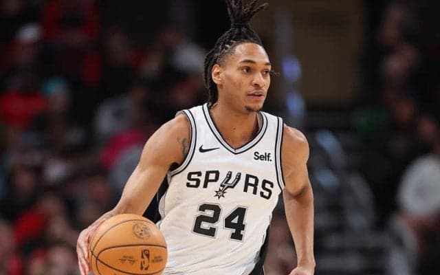 スパーズの得点源デビン・バセルがケガから回復中のため今季序盤戦を欠場へ