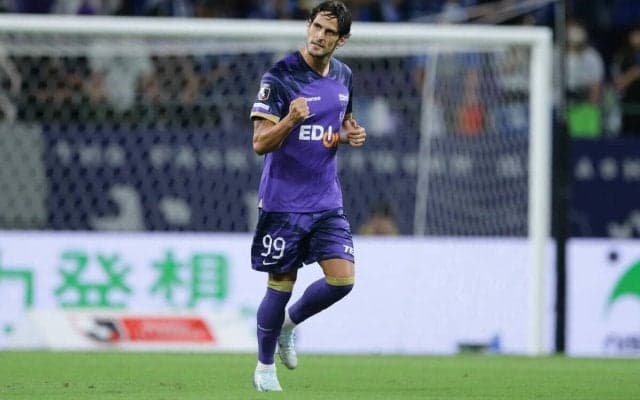 広島が9季ぶり優勝へ首位固め！　町田との“頂上決戦”を中野就斗2アシストで制す【明治安田J1第32節】