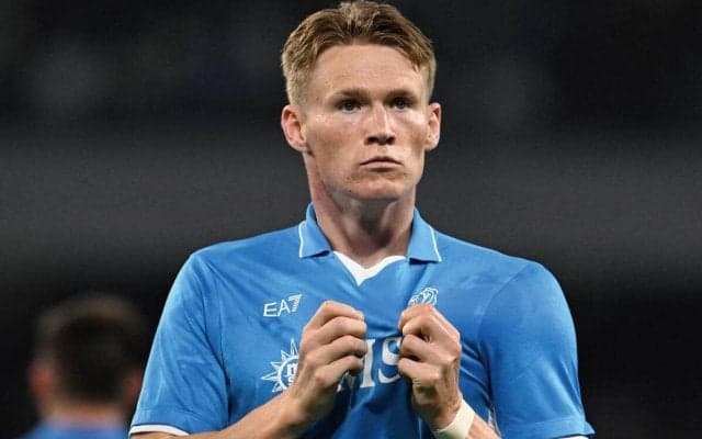 「マクトミネイは完璧な選手」首位浮上ナポリのコンテ監督が力説「どこでもできる」「ゴールへの情熱を体現」