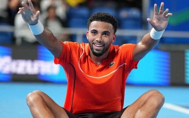 20歳フィス、2夜連続のタフマッチを制して決勝へ！同じフランスの世界19位アンベールに挑む[木下グループジャパンOP]