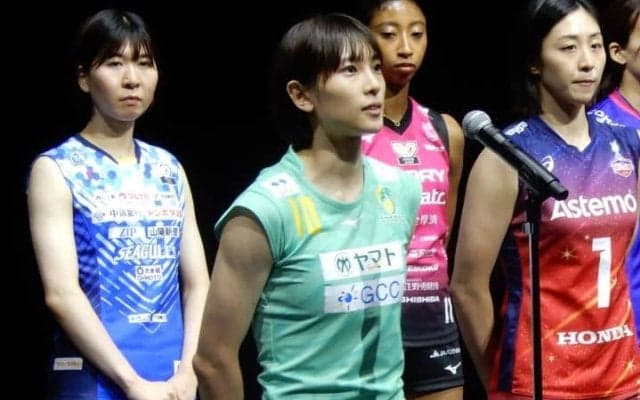 「新リーグ」で“下剋上”狙う人気女子バレーボーラー「全力で戦っていきたい」会見終了後「とても緊張しました」