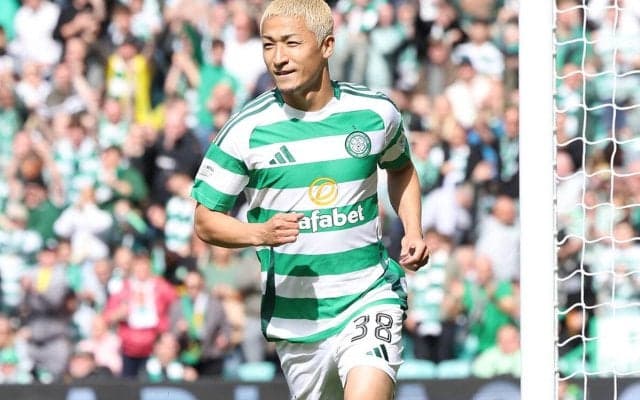 「最高のアスリート」「疑ったことを謝りたい」大量得点差でも変わらぬ献身性、日本代表FW前田大然にファンから絶賛相次ぐ「王者のメンタリティだ」