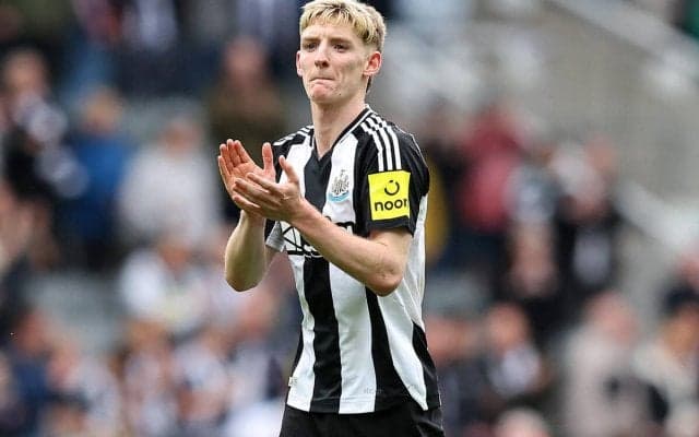 ビッグクラブから関心寄せられるゴードンがニューカッスルと契約延長へ、2030年までの長期契約に