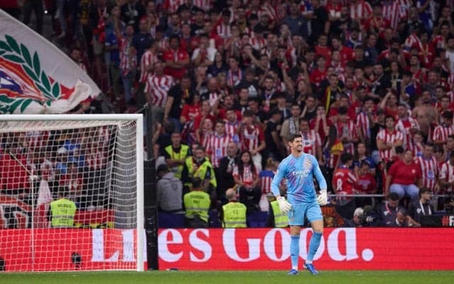 アトレティコがファンを永久追放…ダービーで物の投げ込み、今後は一切許容しない断固たる姿勢「規則に違反した場合、即時退場」