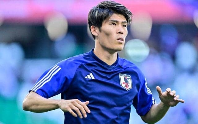 「冨安金髪似合ってるな」アーセナルDF冨安健洋の全体練習復帰“金髪姿”の映像公開にファン大喜び！「この笑顔、待ってました」「うおおおトミー！」などの声