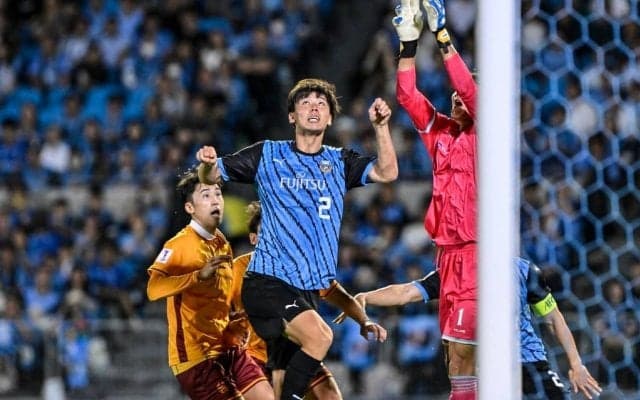 「すごく感動した」ACLE出場の韓国クラブ監督＆主将が、川崎サポーター＆等々力競技場に感動したわけとは……「今まで見たことがない」と話した川崎の選手の“試合後の行動”も
