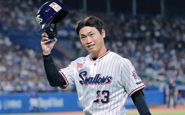 ヤクルトGMが感謝する青木宣親の変身と献身 「若手にいろいろなところで影響を与えてくれた」