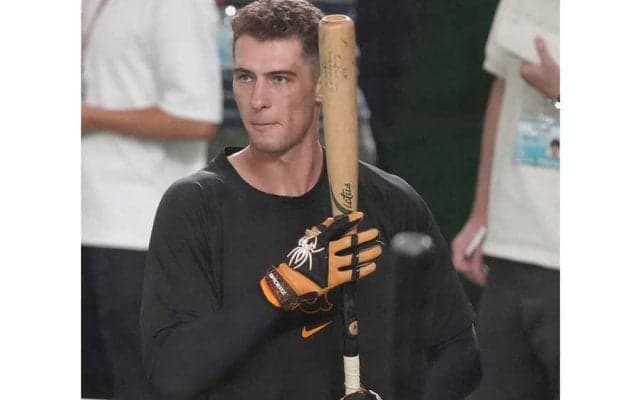 巨人に「またもや逸材」　初実戦で特大HR…“新助っ人”にX騒然「めっちゃロマンある」