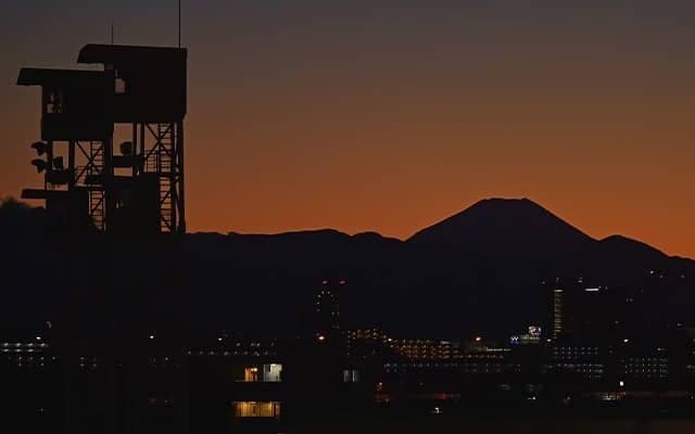 伝統の3勝クラス「赤富士S」が距離を変えて2年ぶり復活 昨年は「JRAアプリリリース記念」