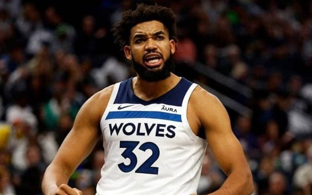 大型トレードが正式に成立…タウンズがミネソタへ感謝「これからもずっと特別な場所」