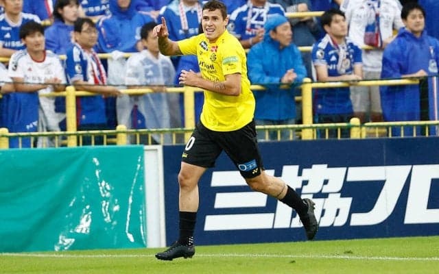 柏が10番のニアぶち抜き弾で残留へ大きな6戦ぶり白星　横浜FMは2度目4連敗【明治安田J1第33節】