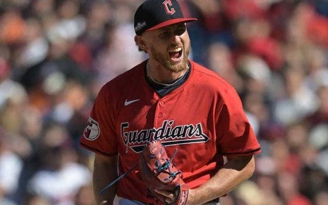 ガーディアンズ、地区S初戦で快勝　初回から5得点の猛攻…同地区対決制す