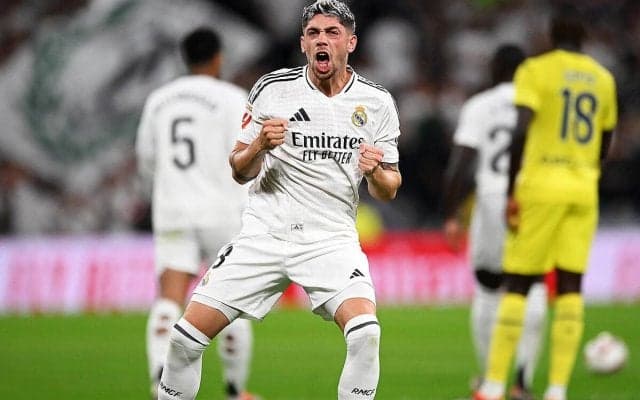 バルベルデ＆ヴィニシウスのミドル2発でマドリーが上位対決制す！　最終盤負傷のカルバハルに重傷の可能性…【ラ・リーガ】