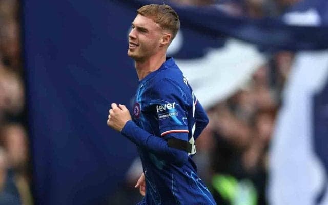 パーマーの“前半4発”ユニフォームがオークションに！　あのメッシ＆C・ロナウドにも割って入る高額落札に