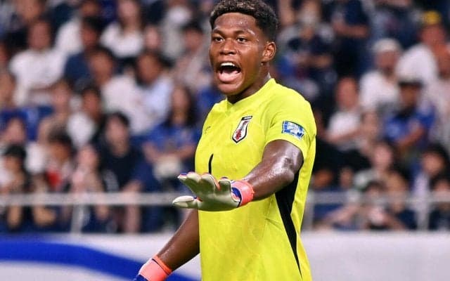 鈴木彩艶フル出場の10人パルマ、ボローニャとのダービーをゴールレスドローに持ち込む【セリエA】