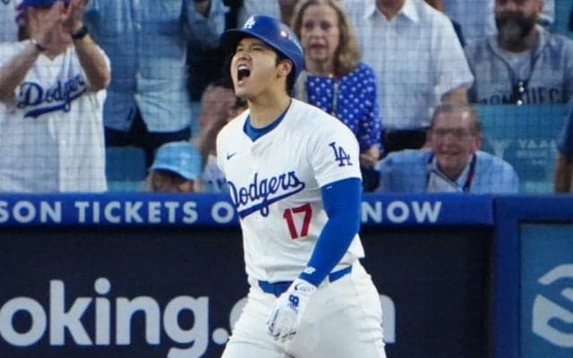 大谷は「過去より感情的」　同僚26歳は“バット投げ”見れず…モニターで再確認「イケてる」