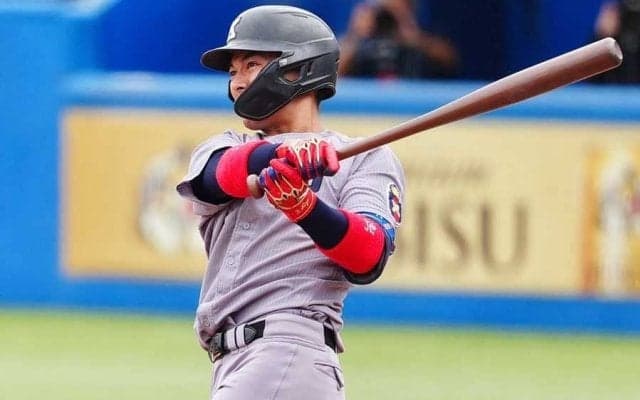 慶大・清原正吾が2号　東大戦で渡辺俊介Jr.から先制ソロ…豪快弾に神宮騒然