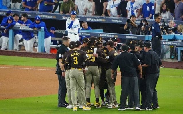 守備中に飛んできた「小石や小銭」　子どもから痛烈な野次、忘れもしないファンの“蛮行”