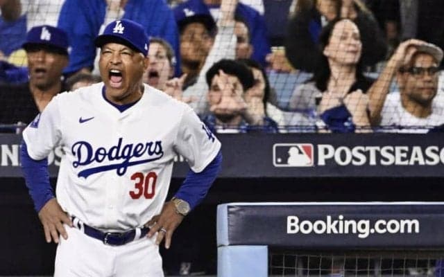 ド軍地区S第3戦は“遺恨試合”に　ロバーツ監督、パ軍マチャドに怒り「ボールは私に向けて投げられていた」証拠の映像をMLBに提出