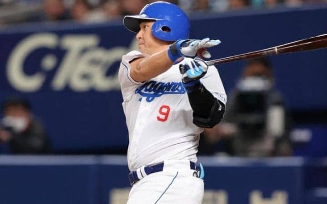 中日を戦力外となった中島宏之を獲得する球団は出てくるか？ 注目される「縁のある球団」「現役続行の条件」