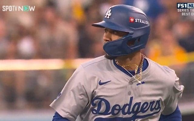 おい、またオマエかよ…！ ベッツ、“復調＆リベンジ弾”でまさかの展開 カメラが捉えた珍しい一コマ