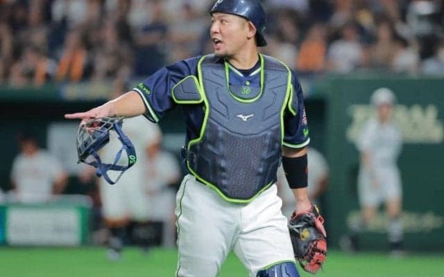 山田哲人とドラフト同期の32歳　ヤクルトが西田明央に戦力外通告　2020年に小川泰弘の「ノーノー」支えた“献身的”捕手