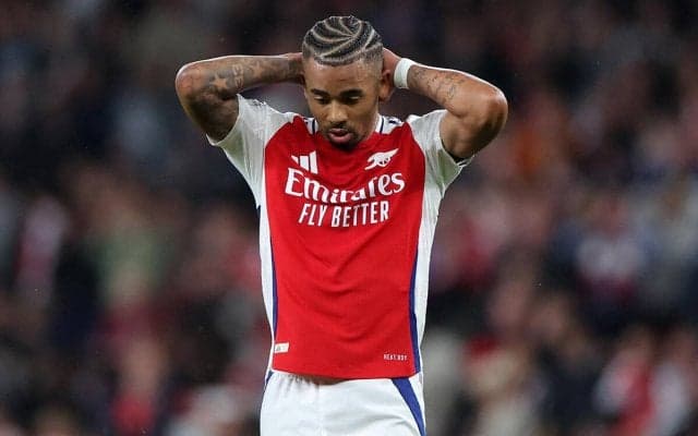 「彼のプレーにイライラしてはいけない」アーセナルで苦しい時期過ごすジェズス…レジェンドはファンにサポート呼びかけ「一緒にいてあげてほしい」