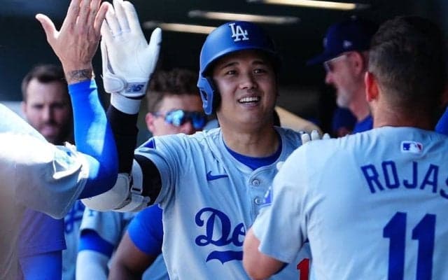 大谷翔平が“トップ起用”　米専門誌、規格外の「50-50」を大絶賛…「なんて1年なんだ！」