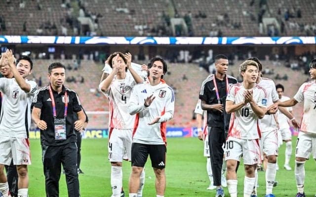まさかの8選手が…サウジアラビア戦で大型モニターに映る「サッカー日本代表選手の名前間違い」続出！ 徐々に訂正されていくも、先発3人、控え5人の名前に誤植
