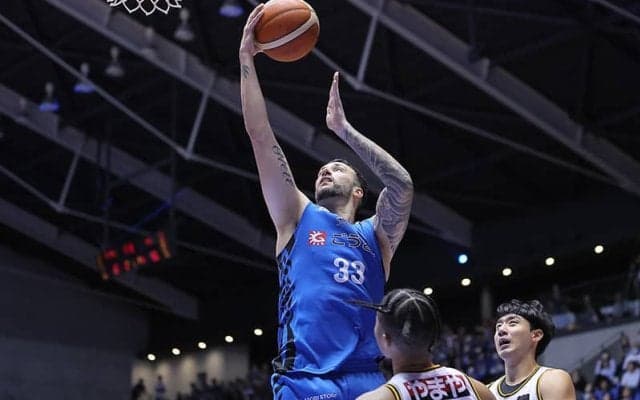 第4Qの競り合いを制した島根、仙台を破り開幕3連勝…エヴァンスがダブルダブルの活躍