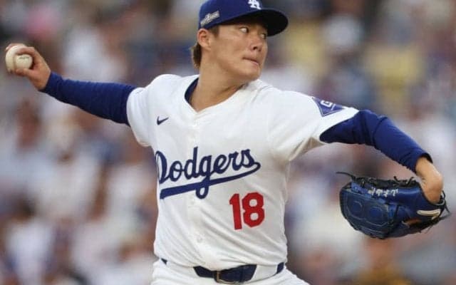 大谷翔平も山本由伸の快投を絶賛！「本当に圧倒して相手を寄せ付けなかった」運命の第5戦で5回無失点ピッチングの同僚をたたえる