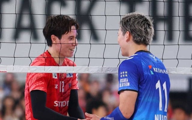 西田有志は髙橋藍を「常に狙っていた」SVリーグ開幕戦、サントリーvs大阪ブルテオンで２人が散らした火花