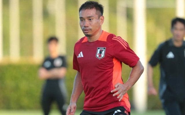 「僕の目標は次のW杯」　ベンチ外続きに長友佑都が言及…「今はどんな立場であってもチームのために戦いたい」