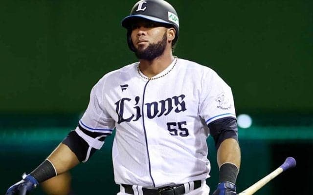 西武、助っ人2選手を自由契約に　大砲コルデロはわずか1HR、左腕ヤンも…NPBが公示