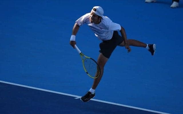 磯村志が今大会で引退の伊藤竜馬を撃破！4年ぶり決勝の今村昌倫と対戦＜10月12日の結果一覧＞[全日本テニス選手権]