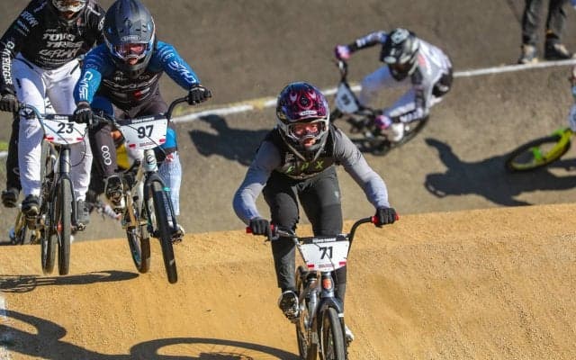 度重なる怪我や困難を乗り越え、男子エリートは中井飛馬が悲願の優勝「第41回全日本自転車競技選手権 – BMXレーシング」