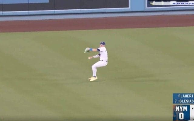 やっぱりヤバい奴！ ド軍の“クセ者”が「天才すぎ」 相手走者が大混乱… 解説者が“爆笑&絶賛”したキケの頭脳プレー