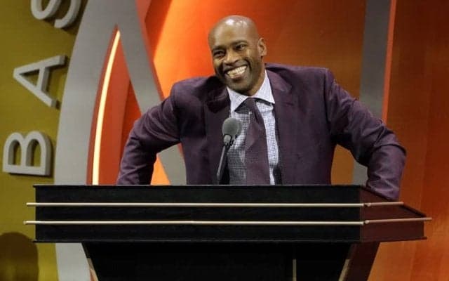 カーターとビラップスが加わり、ラプターズに所属した計5選手がバスケットボール殿堂入り