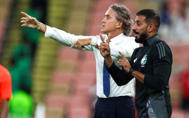 「PKが決まっていれば勝ち点9」苦戦続くサウジアラビア、マンチーニ監督はクラブで出番のないFW陣に苦言「要求されたレベルに達していない」