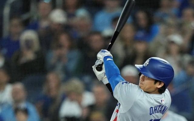 大谷翔平、PS2号は終盤の“ダメ押し”＆特大3ラン！ リーグ優勝決定シリーズで初、7戦ぶり豪快弾で2勝目を手繰り寄せる