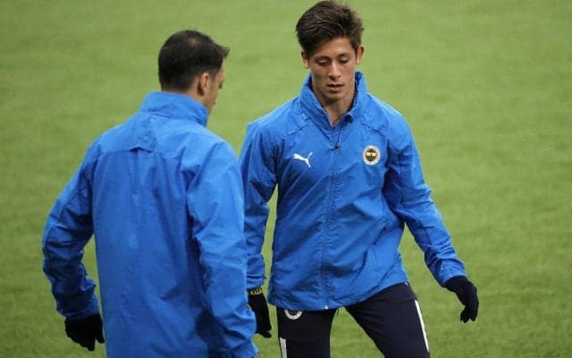 エジル氏の答えは「アルダ・ギュレル」、メッシorロナウドの質問に縁ある19歳推す