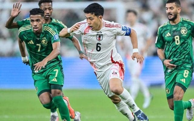 【オーストラリア戦欠場のキャプテン・遠藤航の存在価値とは？(2)】「彼の不在は少なからず影響があった」と代役主将・守田。遠藤の統率力は何が違うのか……チームの目指す領域を引き上げ