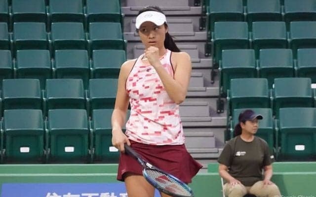 18歳の齋藤咲良、2試合連続でトップ100を撃破し8強入り「強い気持ちで戦うと言い聞かせながら」[木下グループJO]