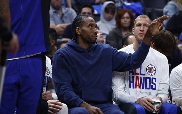 クリッパーズのカワイ・レナードが右ヒザ炎症のリハビリのため無期限の離脱