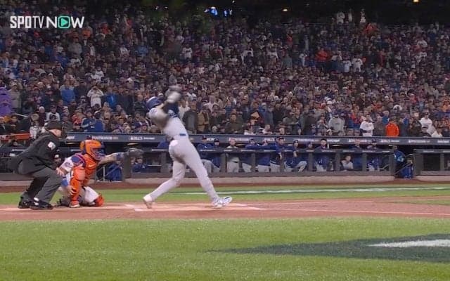 大谷翔平のPS3号弾丸ホームランに相手投手“確信ガックリ”…元同僚にいきなり浴びせた衝撃弾にファンも興奮「驚いてるな」