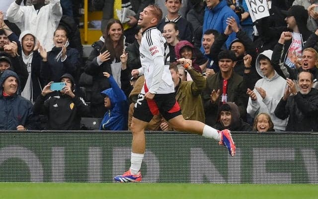 アーセナル退団を振り返るスミス・ロウ「最も難しい決断だったが、もう一度幸せになりたかった」